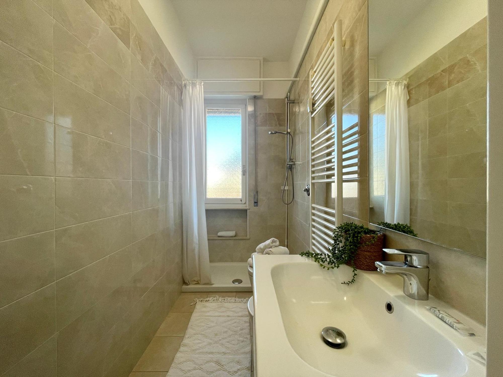شقة 150Mt Dal Mare Monolocale In Centro Con Vista Aperta, Wi-Fi E A/C لوانو المظهر الخارجي الصورة