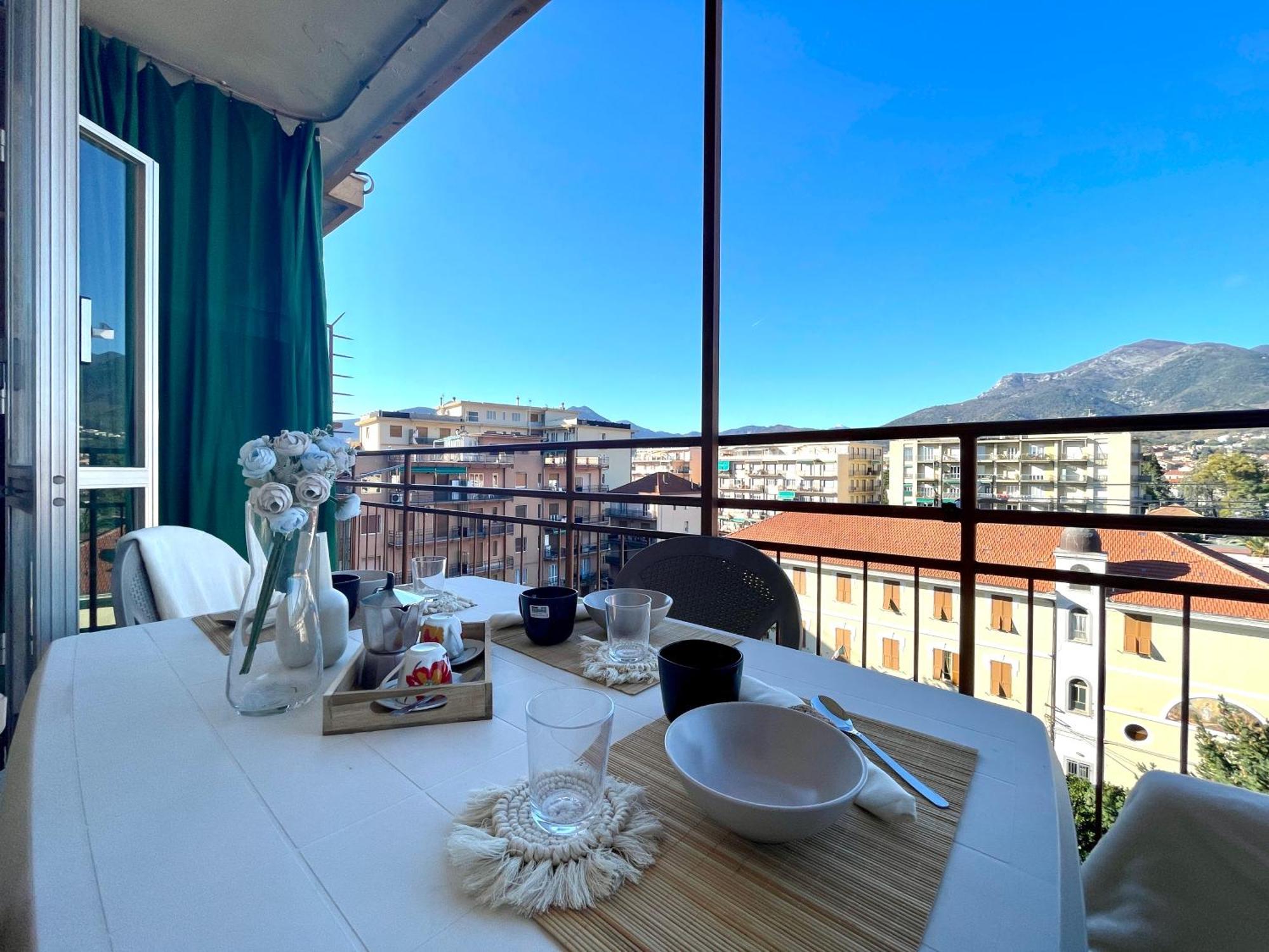 شقة 150Mt Dal Mare Monolocale In Centro Con Vista Aperta, Wi-Fi E A/C لوانو المظهر الخارجي الصورة